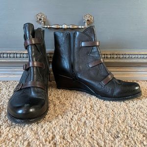 Eric Michael wedge boot